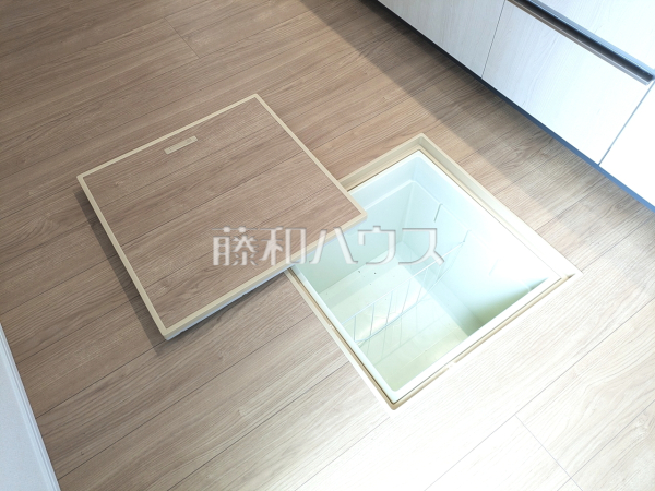 床下収納 【練馬区石神井町8丁目】 床下収納 【練馬区石神井町8丁目】