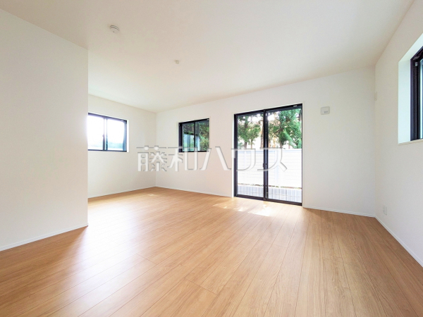 リビング 【練馬区石神井町8丁目】 リビング 【練馬区石神井町8丁目】