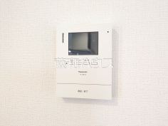 TVモニター付きインターホン 【練馬区石神井町8丁目】訪問者がわかるTVモニター付インターホンは、お子様がお留守番をされるときも安心ですね。 TVモニター付きインターホン 【練馬区石神井町8丁目】訪問者がわかるTVモニター付インターホンは、お子様がお留守番をされるときも安心ですね。