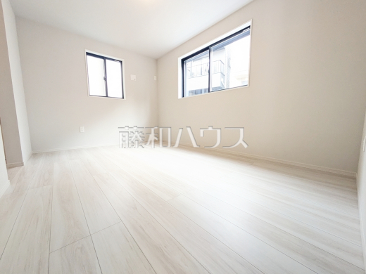 居室 【新座市東3丁目】
