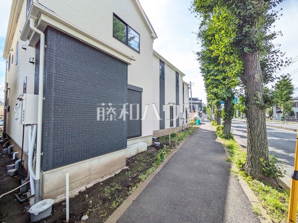 接道状況および現場風景 【昭島市田中町2丁目】 接道状況および現場風景 【昭島市田中町2丁目】