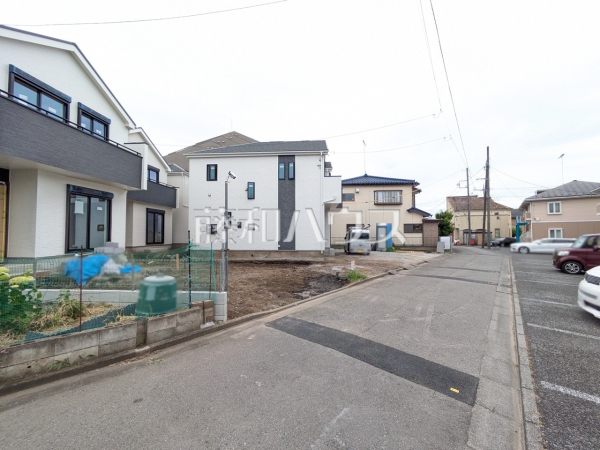 接道状況および現場風景 【昭島市田中町2丁目】 接道状況および現場風景 【昭島市田中町2丁目】