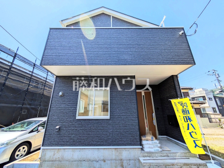 ≪現地外観(1号棟)≫堂々完成、いつでもご内覧いただけます!ぜひ実物をご覧いただきたく思います。喜んでご案内いたしますのでお気軽にお問合せ下さい☆【府中市本宿町1丁目】/撮影日2026/05/18