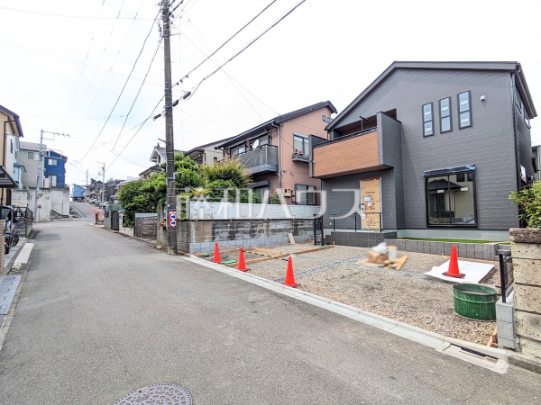 接道状況および現場風景 【武蔵村山市神明2丁目】 接道状況および現場風景 【武蔵村山市神明2丁目】