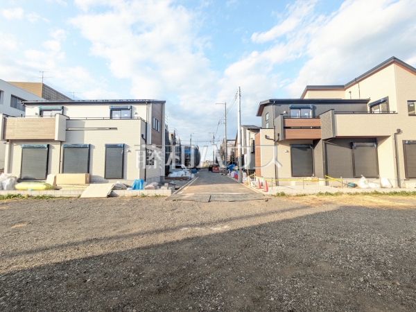接道状況および現場風景 【日野市大字宮】 接道状況および現場風景 【日野市大字宮】