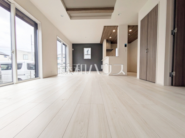 8号棟 リビング 【日野市大字宮】 8号棟 リビング 【日野市大字宮】