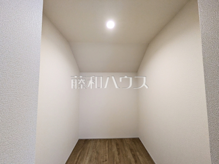 9号棟 ウォークインクローゼット 【日野市大字宮】/撮影日2026/04/30