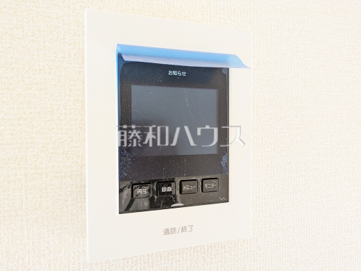 12号棟 TVモニター付きインターホン 【日野市大字宮】 訪問者がわかるTVモニター付インターホンは、お子様のお留守番にも活躍するかも?!