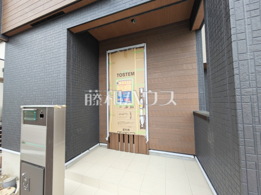 15号棟 玄関 【日野市大字宮】