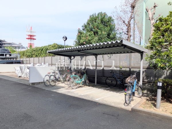 駐輪場 駐輪場