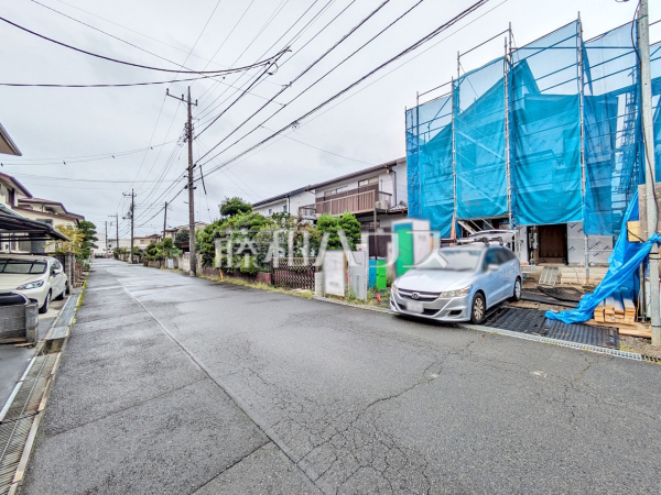 接道状況および現場風景 【日野市栄町3丁目】 接道状況および現場風景 【日野市栄町3丁目】