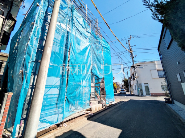 接道状況および現場風景 【小平市花小金井南町3丁目】
まだブルーシートが被っておりますので、スタッフが安全にご案内させていただきます!! 接道状況および現場風景 【小平市花小金井南町3丁目】
まだブルーシートが被っておりますので、スタッフが安全にご案内させていただきます!!