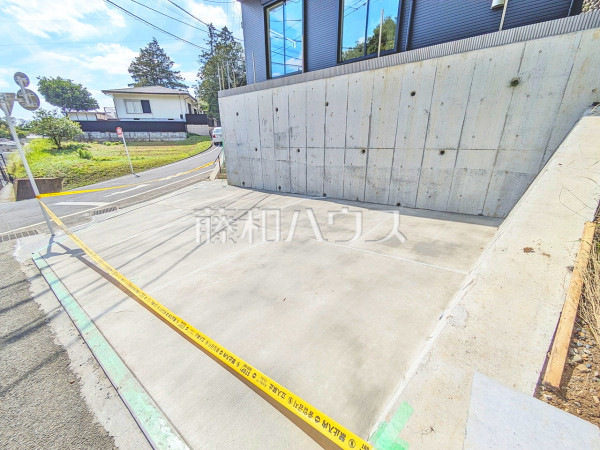 カースペース 【八王子市絹ケ丘3丁目】 カースペース 【八王子市絹ケ丘3丁目】