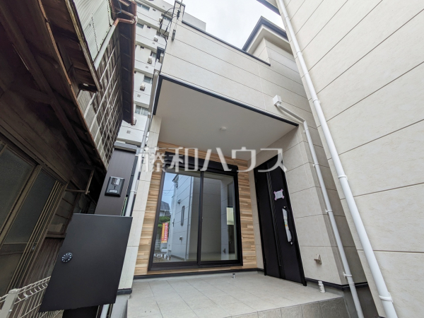 1号棟 外観 【八王子市本町】 平日のご案内も可能です。まずはお気軽にお問合せ下さいませ。 1号棟 外観 【八王子市本町】 平日のご案内も可能です。まずはお気軽にお問合せ下さいませ。