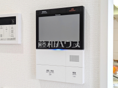 TVモニター付インターフォン 【エンゼルソレスト朝霞台】防犯に役立つTVモニター付インターフォン
TVモニター付インターフォン 【エンゼルソレスト朝霞台】防犯に役立つTVモニター付インターフォン