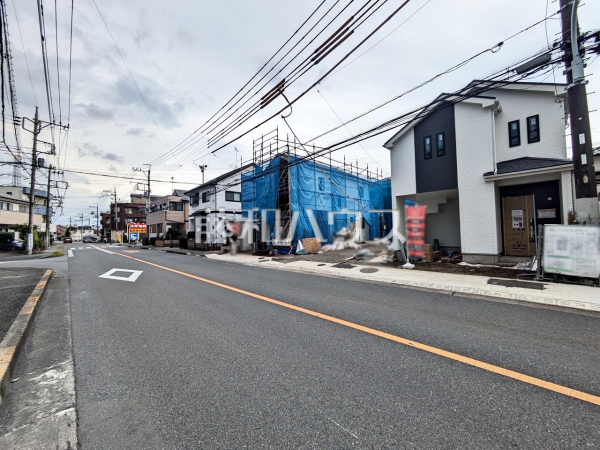 接道状況および現場風景 【東大和市向原4丁目】 接道状況および現場風景 【東大和市向原4丁目】
