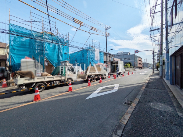 接道状況および現場風景 【東大和市向原4丁目】 接道状況および現場風景 【東大和市向原4丁目】