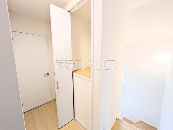 D号棟 収納 【東大和市向原4丁目】 D号棟 収納 【東大和市向原4丁目】