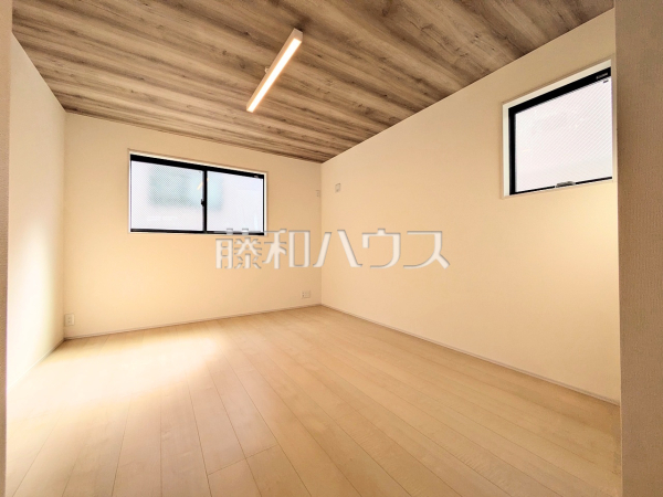 ≪3号棟 リビング≫ 【府中市南町4丁目】 ≪3号棟 リビング≫ 【府中市南町4丁目】
