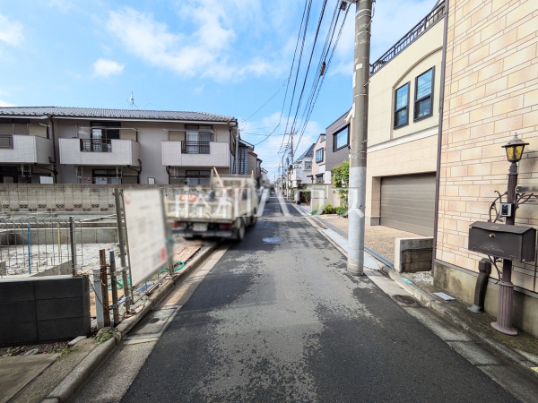 接道状況および現場風景 【中野区若宮1丁目】 接道状況および現場風景 【中野区若宮1丁目】