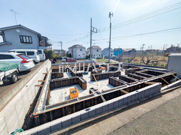 現場風景【東久留米市中央町6丁目】 周辺環境はもちろん、日当たりや設備仕様など、実際に行ってみないと分からないことも多くございます。営業担当がご案内いたしますので、お気軽にお問い合わせください。 現場風景【東久留米市中央町6丁目】 周辺環境はもちろん、日当たりや設備仕様など、実際に行ってみないと分からないことも多くございます。営業担当がご案内いたしますので、お気軽にお問い合わせください。