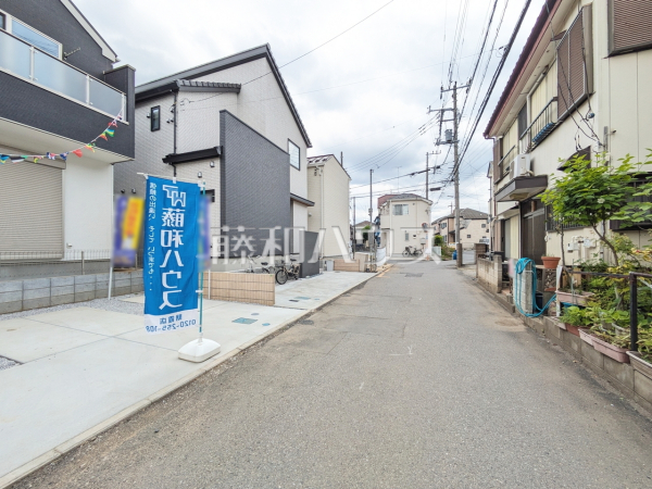接道状況および現場風景 【新座市栄2丁目】 接道状況および現場風景 【新座市栄2丁目】