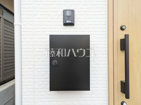 郵便受け 【新座市栄2丁目】 郵便受け 【新座市栄2丁目】