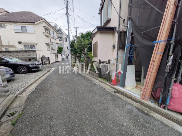 接道状況および現場風景 【練馬区旭町3丁目】 接道状況および現場風景 【練馬区旭町3丁目】