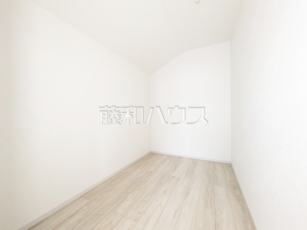 2号棟 ウォークインクローゼット 【昭島市緑町5丁目】 2号棟 ウォークインクローゼット 【昭島市緑町5丁目】