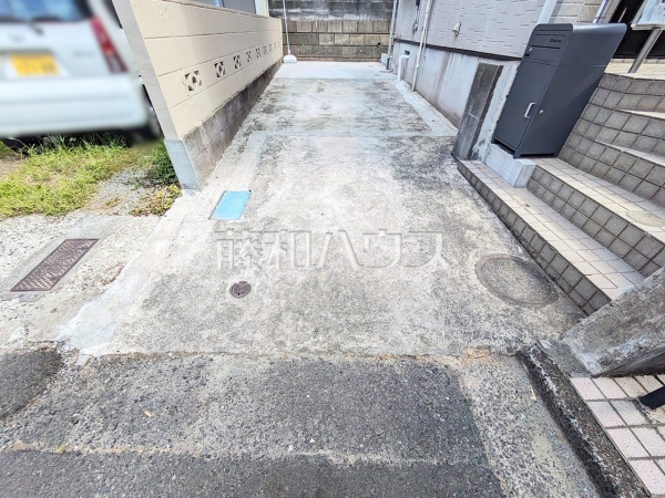 カースペース 【八王子市絹ケ丘1丁目】 カースペース 【八王子市絹ケ丘1丁目】