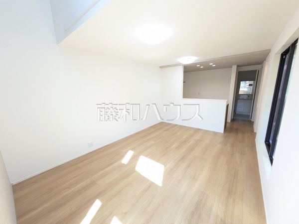 リビング 【名古屋市北区東水切町2丁目】 リビング 【名古屋市北区東水切町2丁目】