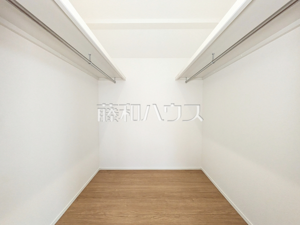 ウォークインクローゼット 【昭島市宮沢町2丁目】 ウォークインクローゼット 【昭島市宮沢町2丁目】
