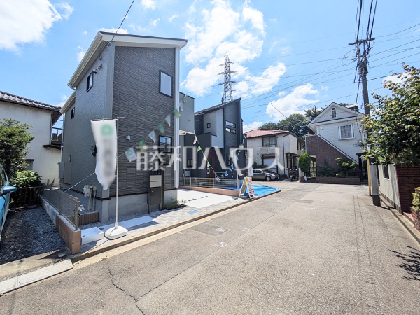 接道状況および現場風景 【西東京市向台町1丁目】 接道状況および現場風景 【西東京市向台町1丁目】