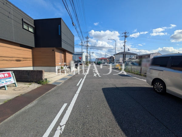 接道状況および現場風景 【春日井市知多町4丁目】 接道状況および現場風景 【春日井市知多町4丁目】