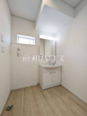 1号棟 洗面室 【武蔵村山市残堀4丁目】 1号棟 洗面室 【武蔵村山市残堀4丁目】
