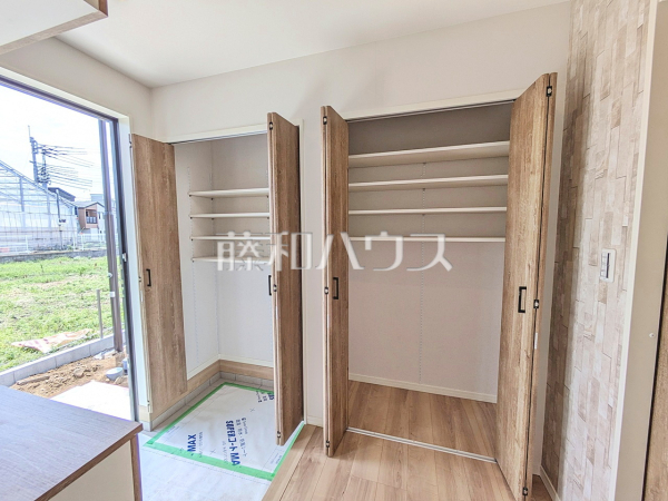 2号棟 玄関 【日野市新町5丁目】 2号棟 玄関 【日野市新町5丁目】