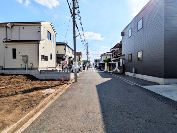 接道状況および現場風景 【東村山市青葉町2丁目】 接道状況および現場風景 【東村山市青葉町2丁目】