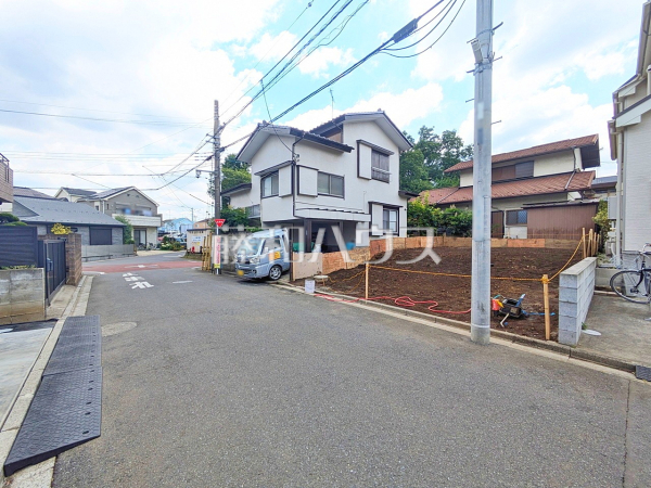 接道状況および現場風景 【東村山市青葉町2丁目】 接道状況および現場風景 【東村山市青葉町2丁目】