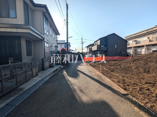 接道状況および現場風景 【調布市深大寺東町3丁目】 接道状況および現場風景 【調布市深大寺東町3丁目】