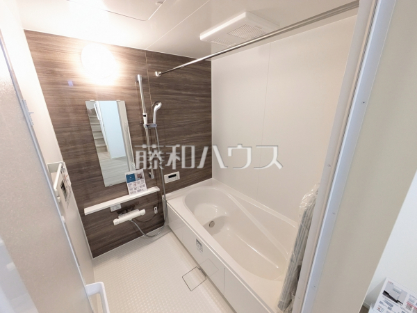 1号棟 浴室 【名古屋市北区東水切町2丁目】 1号棟 浴室 【名古屋市北区東水切町2丁目】