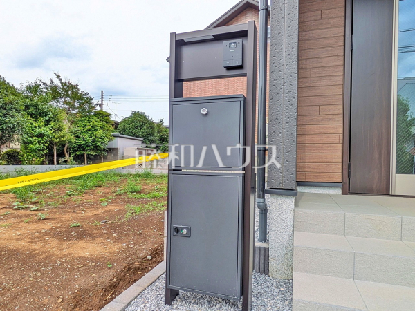 TVモニター付きインターホン・郵便ポスト・宅配ボックス 【東大和市南街3丁目】 TVモニター付きインターホン・郵便ポスト・宅配ボックス 【東大和市南街3丁目】