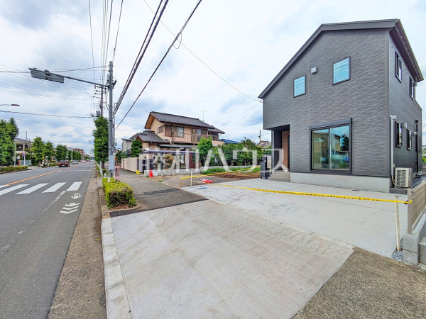 接道状況および現場風景 【東大和市南街3丁目】 接道状況および現場風景 【東大和市南街3丁目】