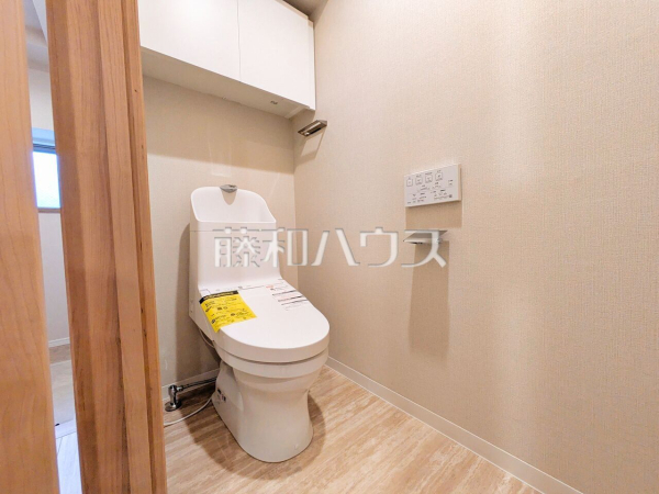 ≪トイレ≫温水洗浄便機能付きトイレで清潔にご使用いただけます。 【ミオカステーロ府中紅葉丘】 ≪トイレ≫温水洗浄便機能付きトイレで清潔にご使用いただけます。 【ミオカステーロ府中紅葉丘】