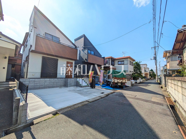 接道状況および現場風景 【八王子市散田町2丁目】 接道状況および現場風景 【八王子市散田町2丁目】