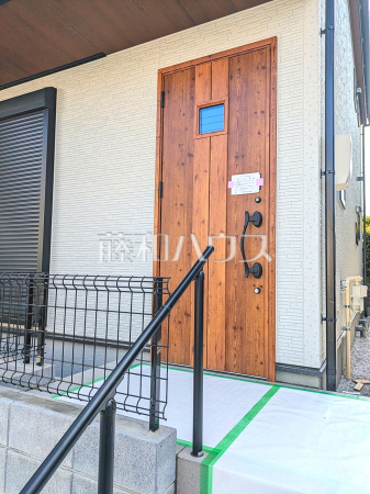 2号棟 玄関 【八王子市散田町2丁目】 2号棟 玄関 【八王子市散田町2丁目】