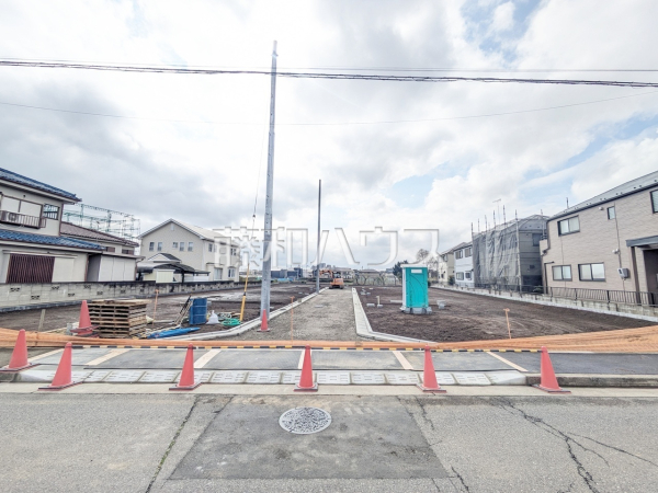 接道状況および現場風景 【清瀬市中里1丁目】 接道状況および現場風景 【清瀬市中里1丁目】