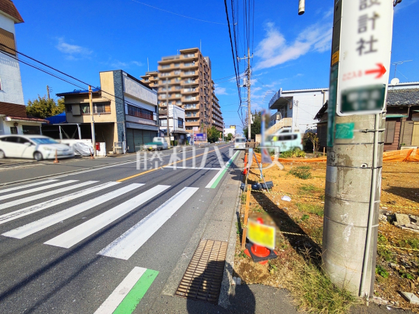 接道状況および現場風景 【新座市野火止1丁目】 接道状況および現場風景 【新座市野火止1丁目】