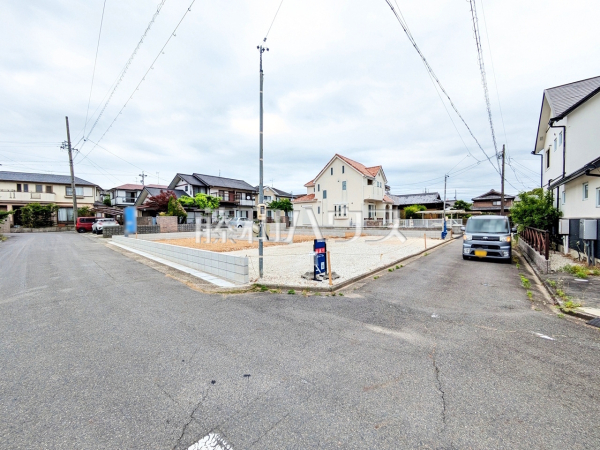 接道状況および現場風景 【春日井市東野町6丁目】 接道状況および現場風景 【春日井市東野町6丁目】