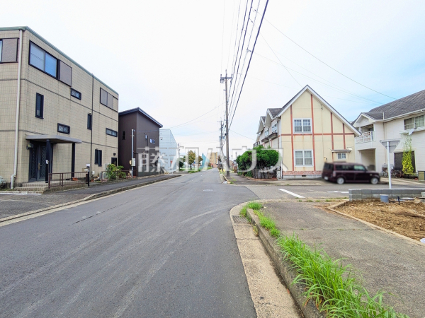 接道状況および現場風景 【春日井市前並町2丁目】 接道状況および現場風景 【春日井市前並町2丁目】