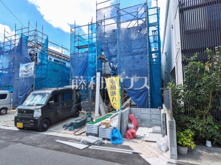1号棟 外観/完成前ですがご見学できます。通常ではなかなか見ることのできない建物構造も、建築中だからこそご覧になれます。 【練馬区南田中1丁目】/撮影日2026/08/08